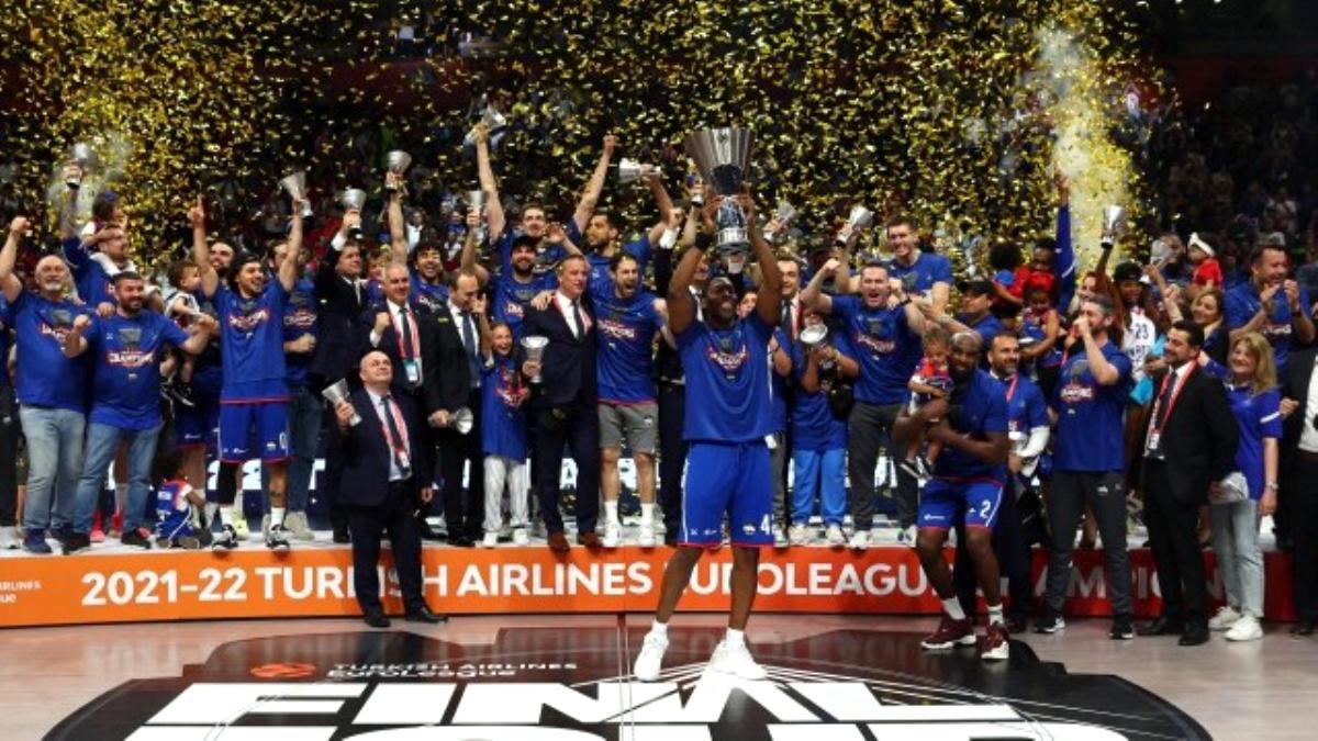 Anadolu Efes EuroLeague şampiyonu oldu: Sosyal medya yıkıldı