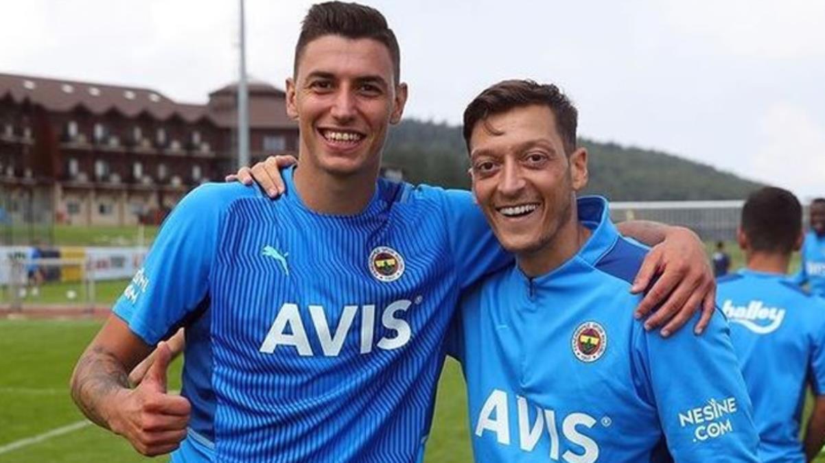 Yıldız futbolcu, Fenerbahçe’ye veda etti! Takım arkadaşları paylaşımına yorum yağdırdı