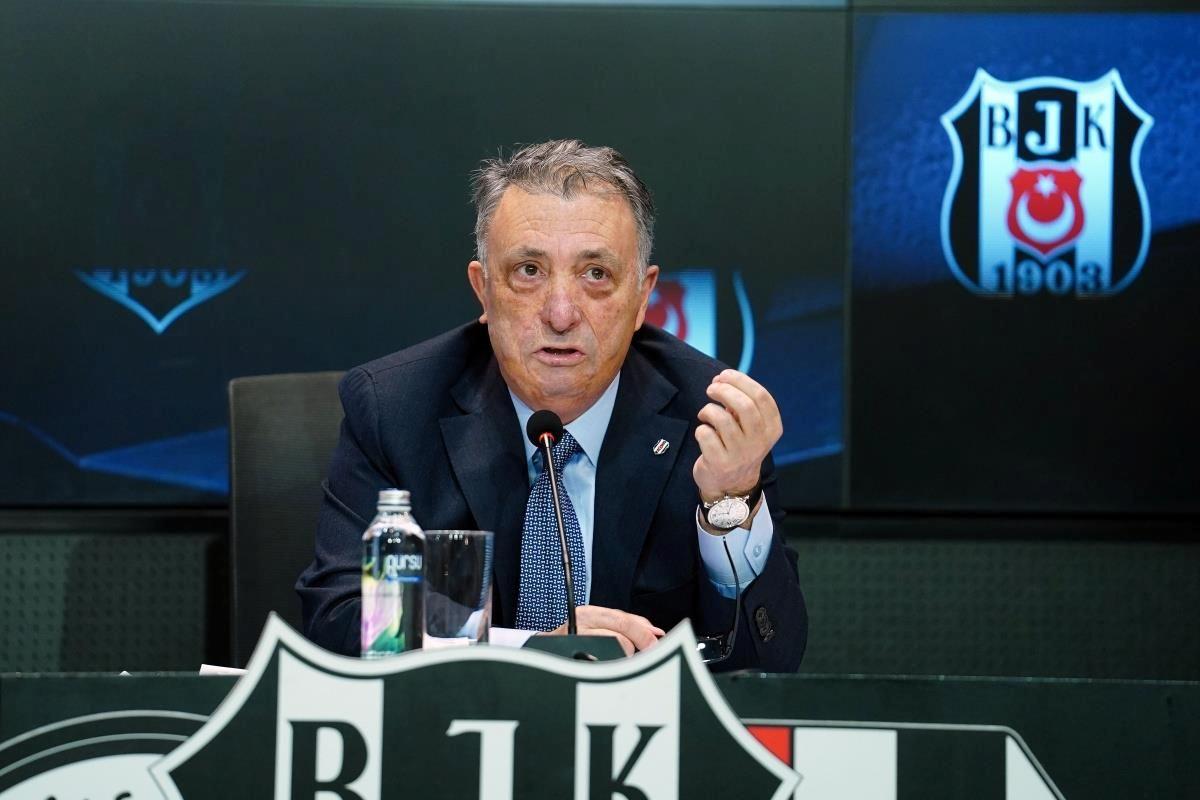 Beşiktaş’ta Ahmet Nur Çebi ve yönetimi mazbatasını aldı