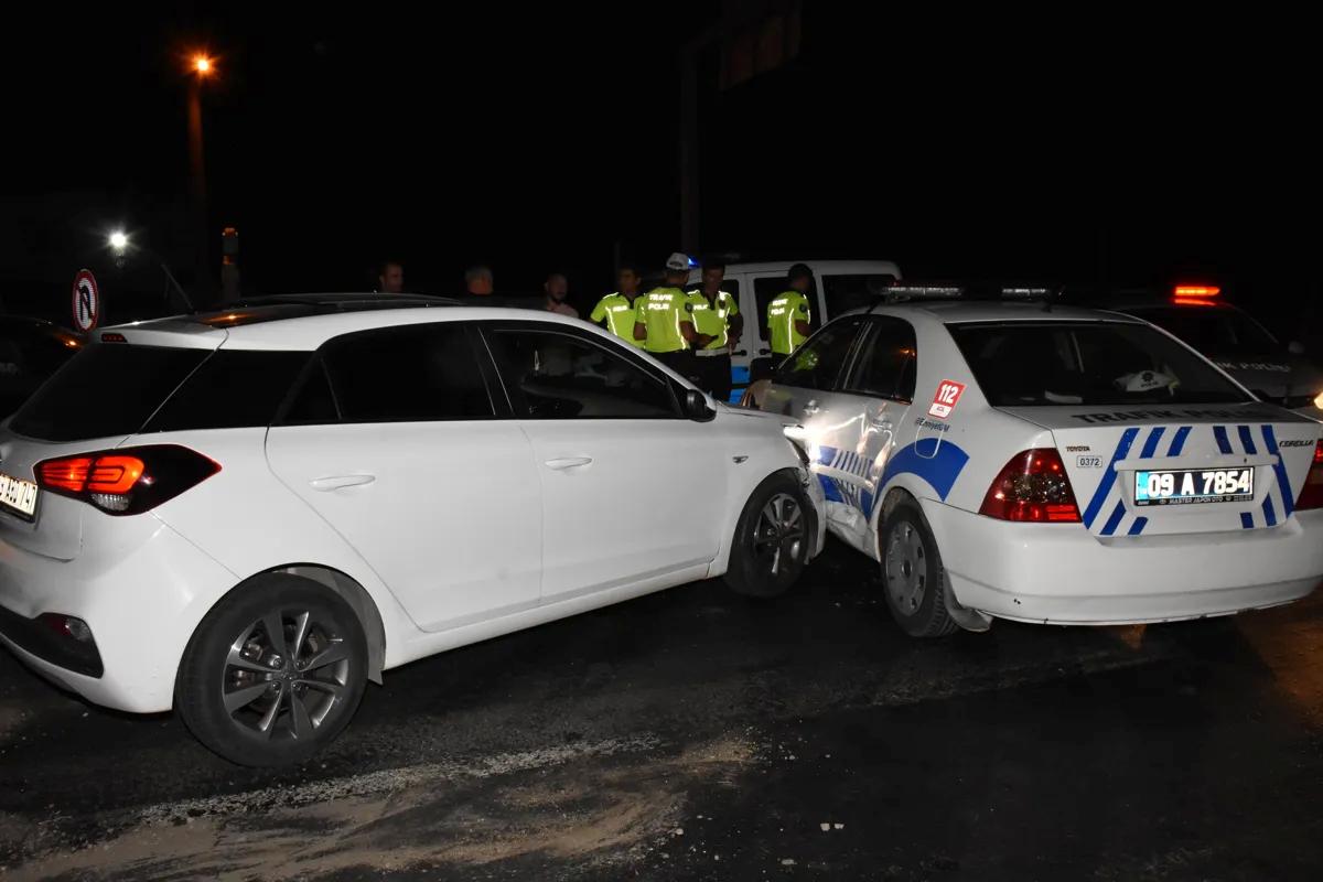 Son dakika haber | polisten kaçmaya çalışan alkollü sürücü, otomobili ekip araçlarına çarpınca yakalandı