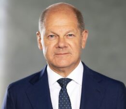 Olaf Scholz, Almanya federal seçimlerinde tekrar aday olacak