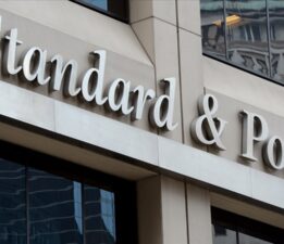 Standard & Poor’s küresel ekonominin gelecek yıl yüzde 3 büyüyeceğini öngördü