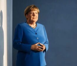 Almanya’nın eski Başbakanı Angela Merkel tek kitapla 20 milyon euro kazandı