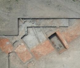 Eskişehir’de yapılan yeni arkeolojik keşiflerde 5 bin 200 yıllık yapı gömme uygulaması