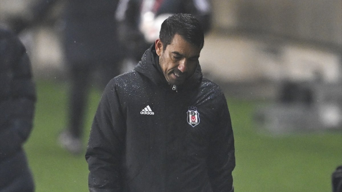 Giovanni van Bronckhorst’tan Beşiktaş’a veda paylaşımı
