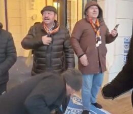Ferdi Tayfur’un cenazesine ayakkabı hırsızları dadandı
