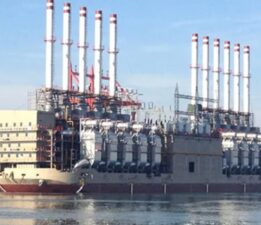 Türkiye ve Katar’dan Suriye’ye elektrik üreten gemi