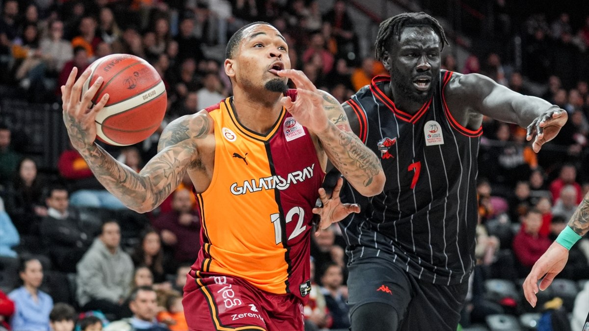Uzatmalara giden maçta Galatasaray, Manisa Basket’i yendi